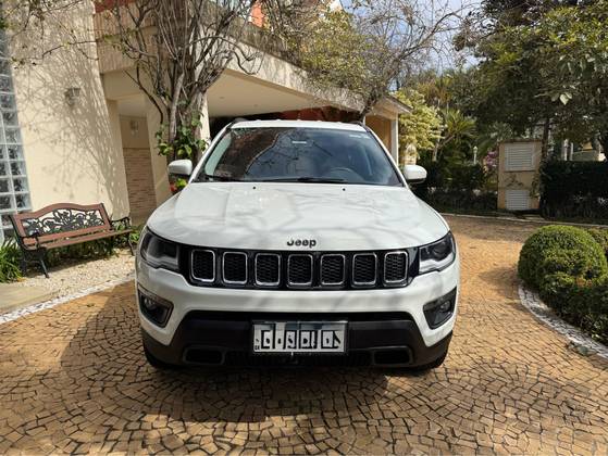 JEEP COMPASS 2.0 16V DIESEL LONGITUDE 4X4 AUTOMÁTICO JEEP COMPASS 2.0 16V DIESEL LONGITUDE 4X4 AUTOMÁTICO